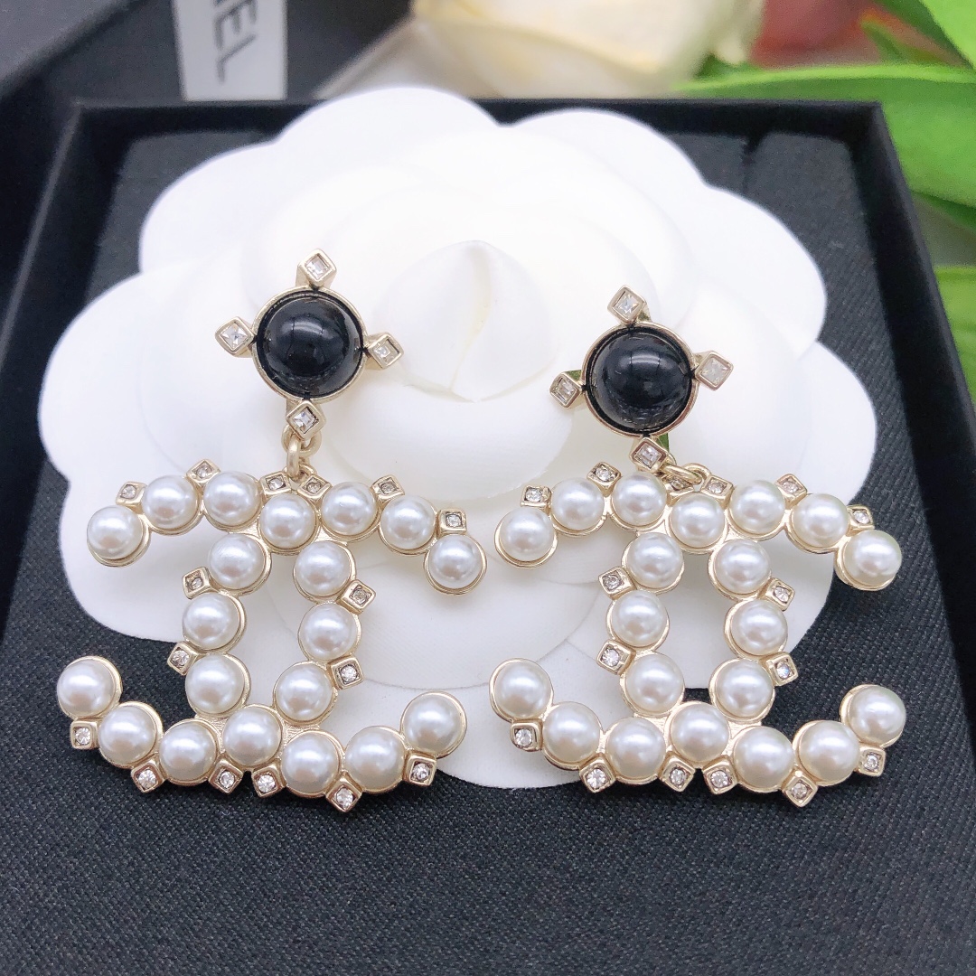 【2024】【CHANEL】シャネル  ファッションスタイルのイヤリング