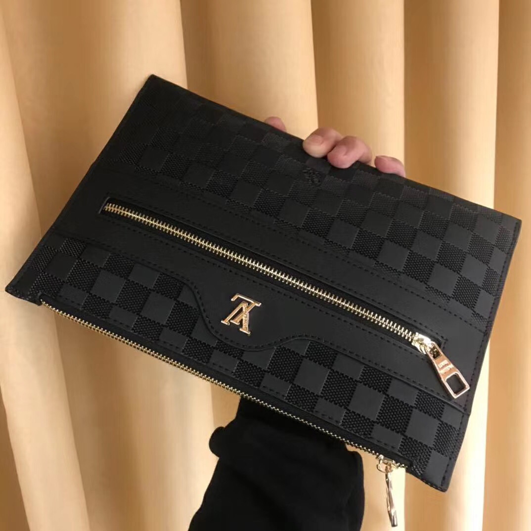 【LOUIS VUITTON 公式旗艦店】ルイヴィトン  クラッチバッグ  当日出荷 好評に付き再入荷！28*18*1CM
