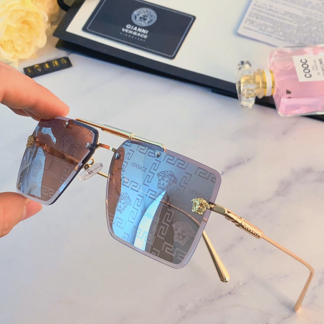 VERSACE(ヴェルサーチ ) サングラス