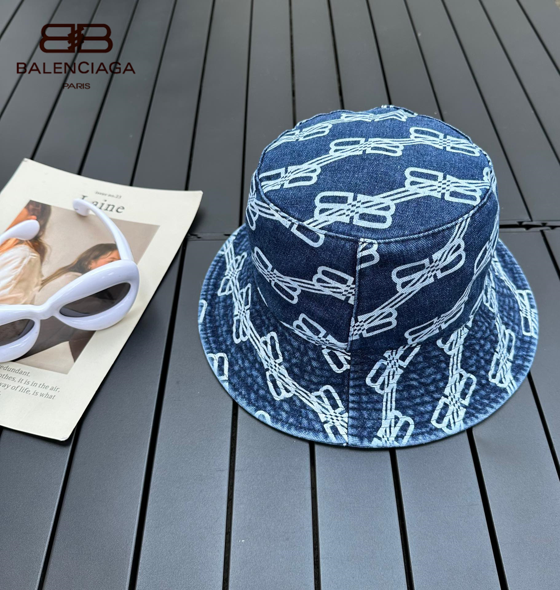 BALENCIAGA (  バレンシアガ )フィッシャーマンズハット