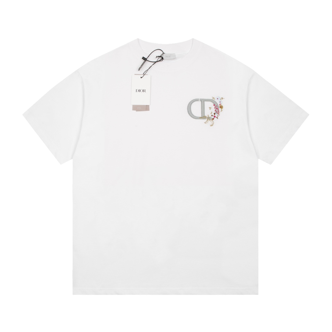【DIOR 公式旗艦店】ディオール    Tシャツ ご好評に付き再入荷！