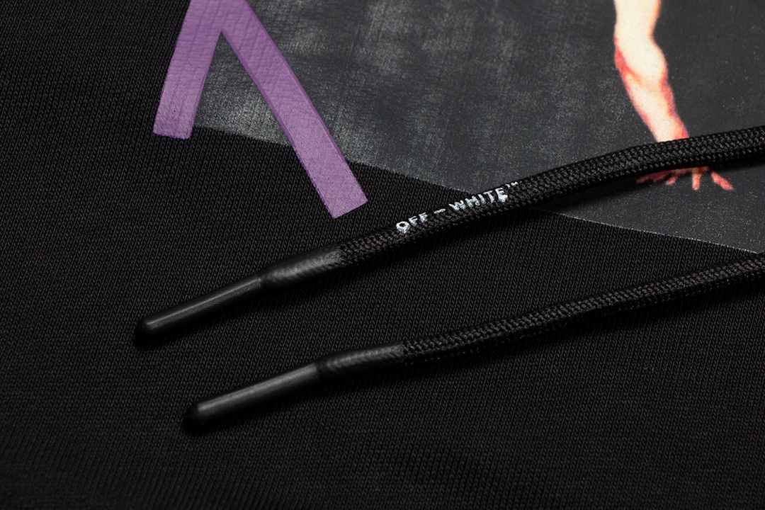 【2024】【OFF-WHITE  公式旗艦店】オフホワイトパーカースウェットご好評に付き再入荷！