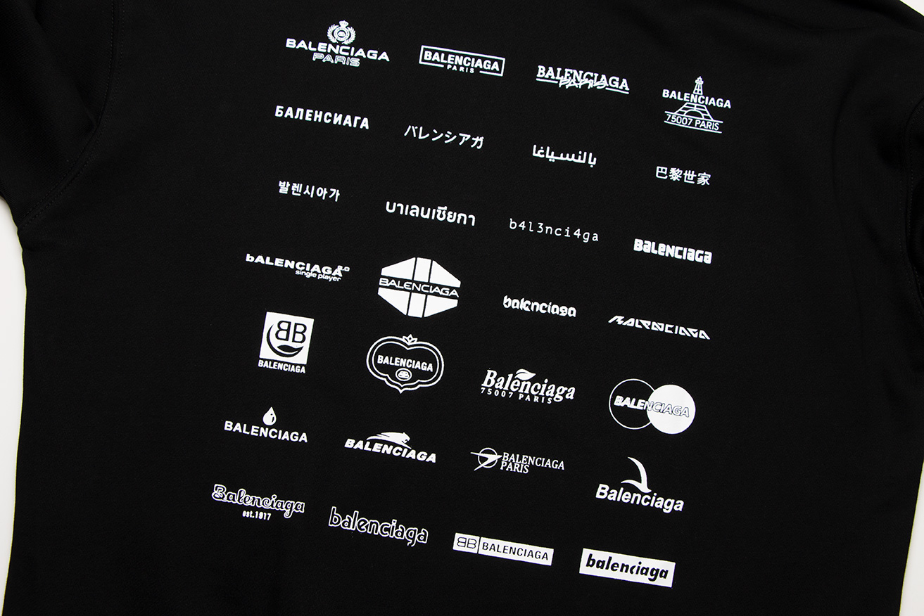 【BALENCIAGA 公式旗艦店】バレンシアガ  パーカー  ウェット ご好評に付き再入荷！