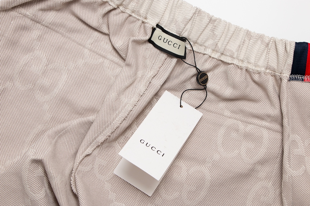 【GUCCI公式旗艦店】クッチ  ショートパンツ  ご好評に付き再入荷！