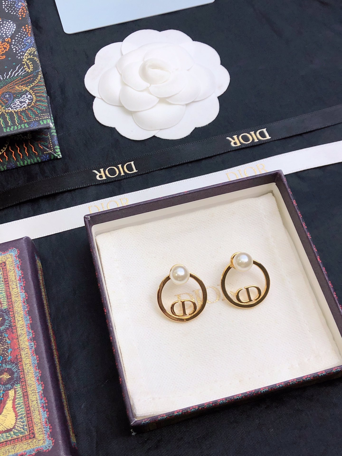 【2024】【DIOR】 ディオール  ファッションスタイルのイヤリング