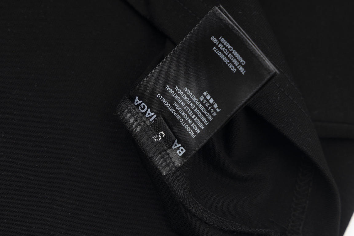 【BALENCIAGA  公式旗艦店】 バレンシアガ    Tシャツご好評に付き再入荷！