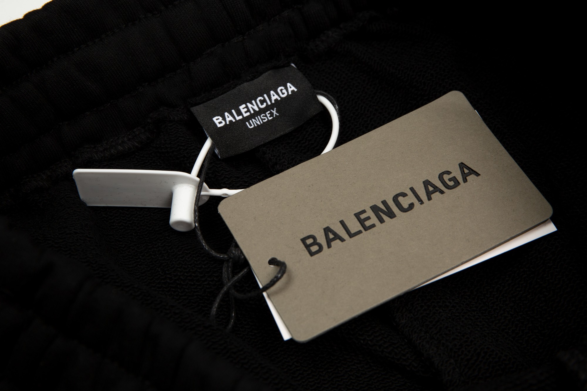 【2024】【BALENCIAGA  公式旗艦店】バレンシアガ    ショートパンツ  ご好評に付き再入荷！