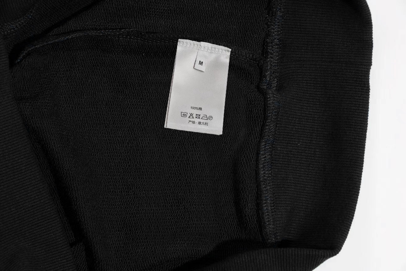 【DIOR  公式旗艦店】ディオール 丸首の衛衣 スウェット ご好評に付き再入荷！