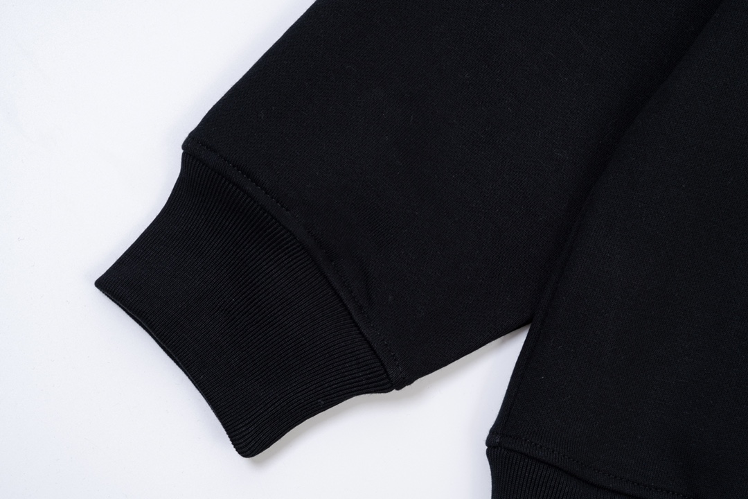 【DIOR 公式旗艦店】ディオール  丸首の衛衣 スウェットご好評に付き再入荷！