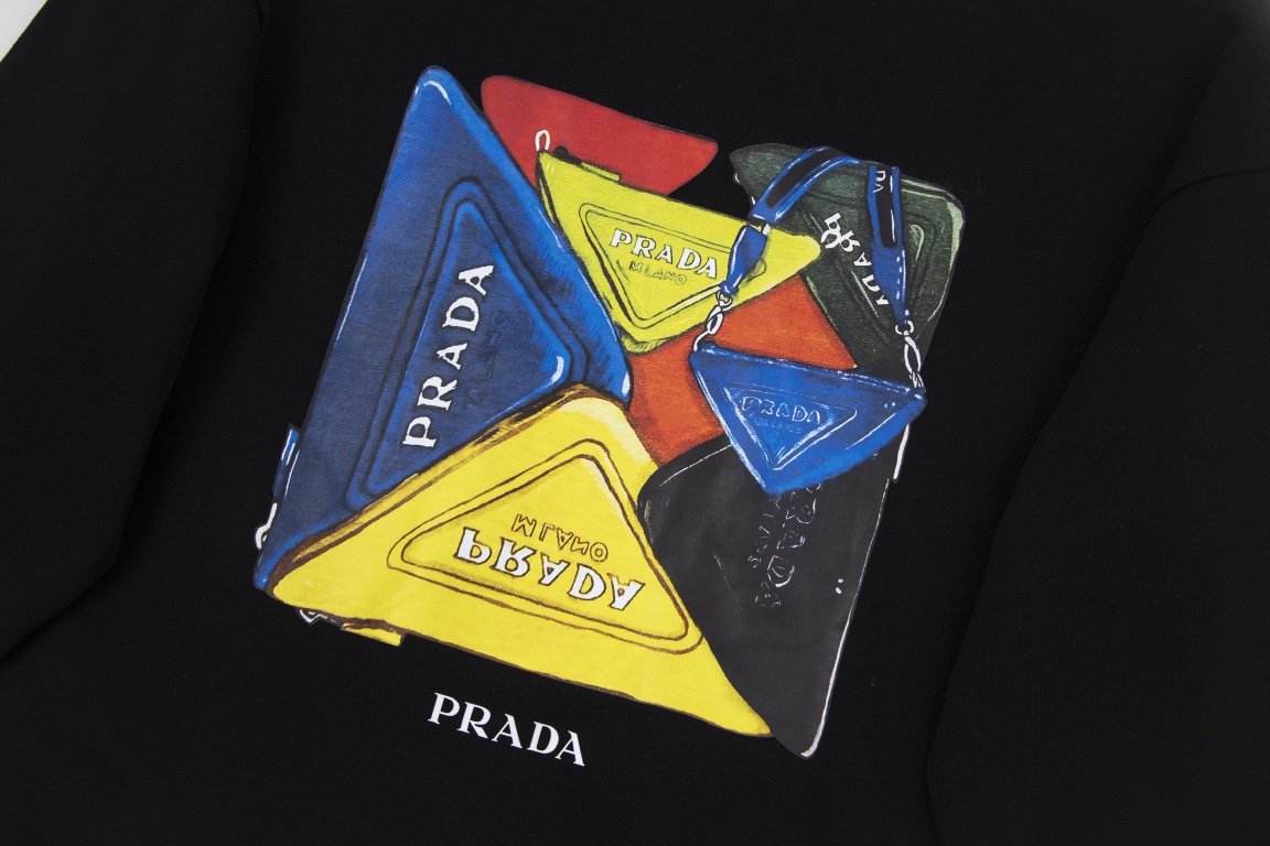 【PRADA  公式旗艦店】プラダ 丸首の衛衣 スウェットご好評に付き再入荷！