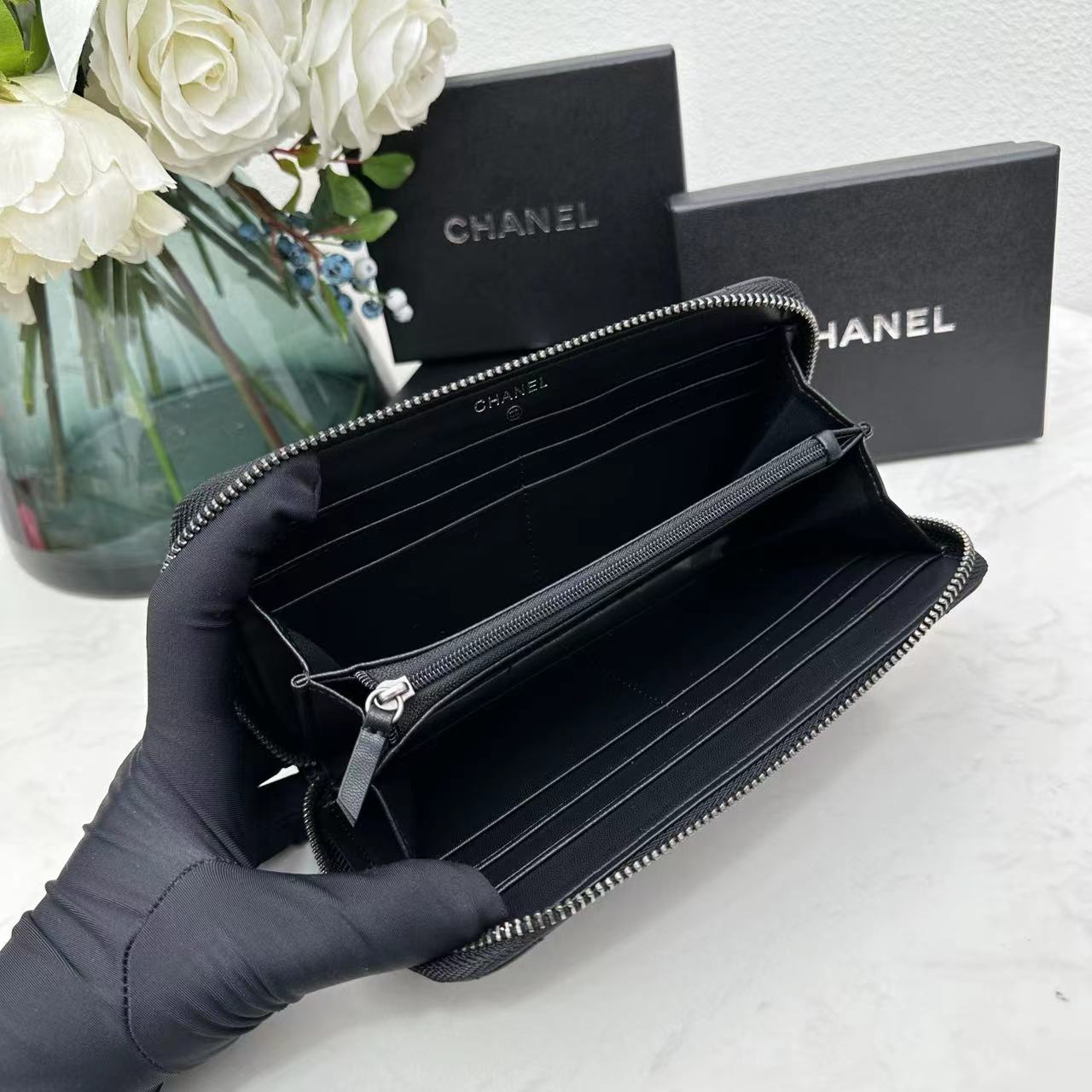 【CHANEL公式 旗艦店】シャネル 財布 当日出荷 好評に付き再入荷！19CM