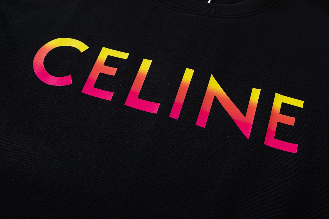 【CELINE  公式旗艦店】セリーヌ  Tシャツ ご好評に付き再入荷！