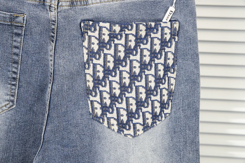 【2024】【DIOR  公式旗艦店】 ディオール   ジーパン  ご好評に付き再入荷！