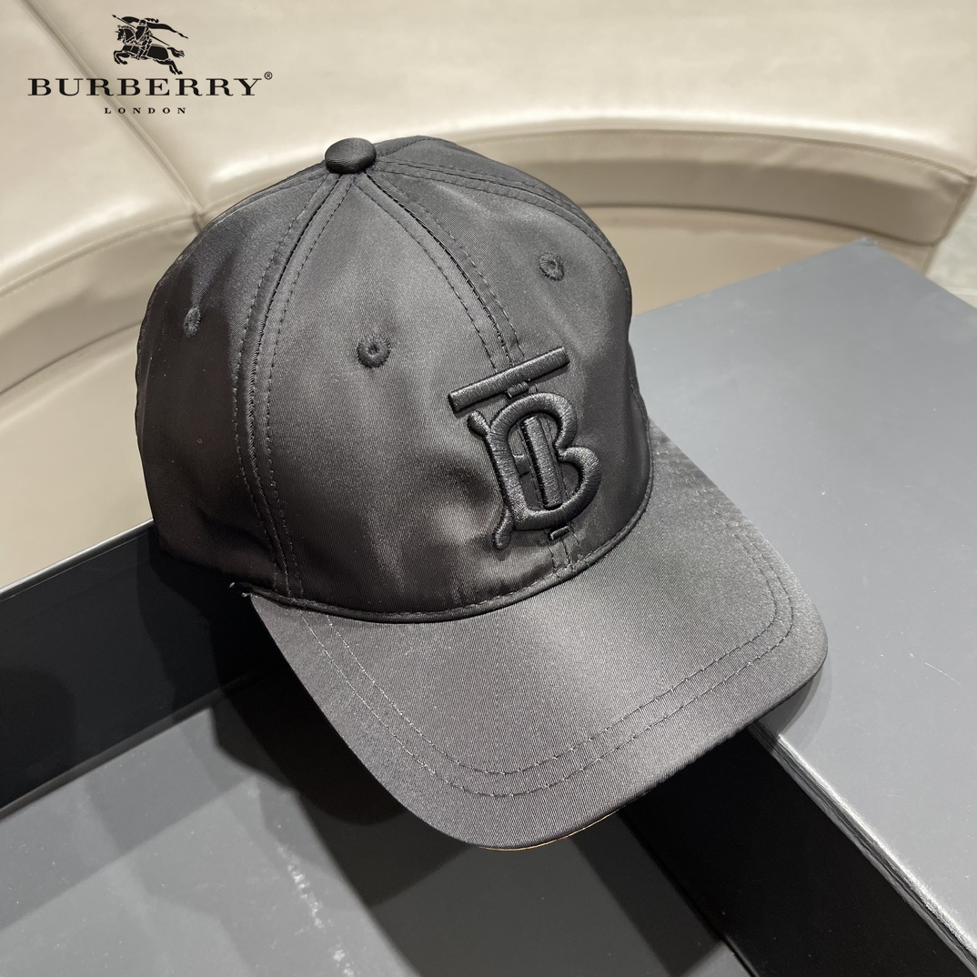 【BURBERRY  バーバリー】【数量限定】 野球帽 / ハット