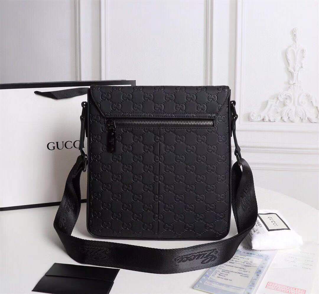 【2024】【GUCCI 公式 旗艦店】クッチ  ショルダーバッグ 当日出荷 好評に付き再入荷！25*27*6CM