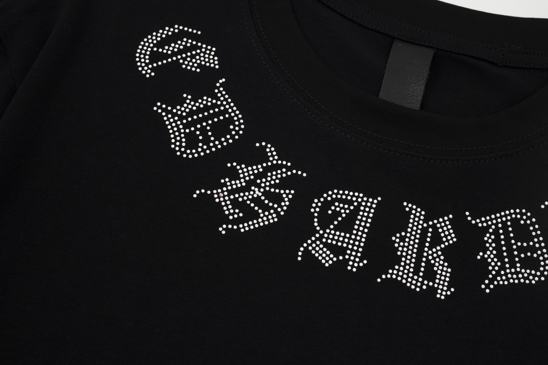 【CHROME HEARTS  公式旗艦店】クロムハーツ    Tシャツご好評に付き再入荷！