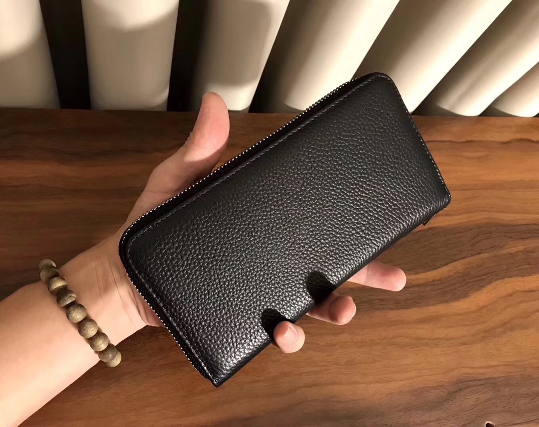 【2024】【PRADA  公式 旗艦店】プラダ  財布当日出荷 好評に付き再入荷！30*22*10CM