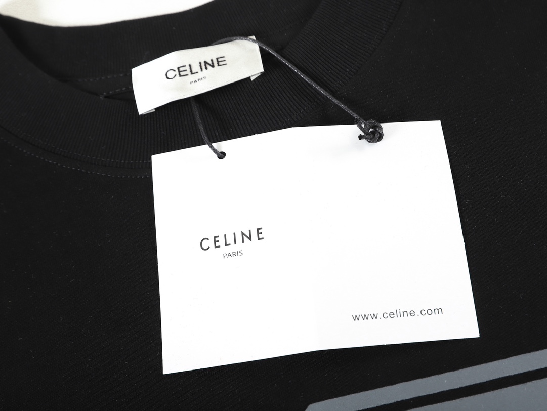 【CELINE  公式旗艦店】セリーヌ  Tシャツ ご好評に付き再入荷！