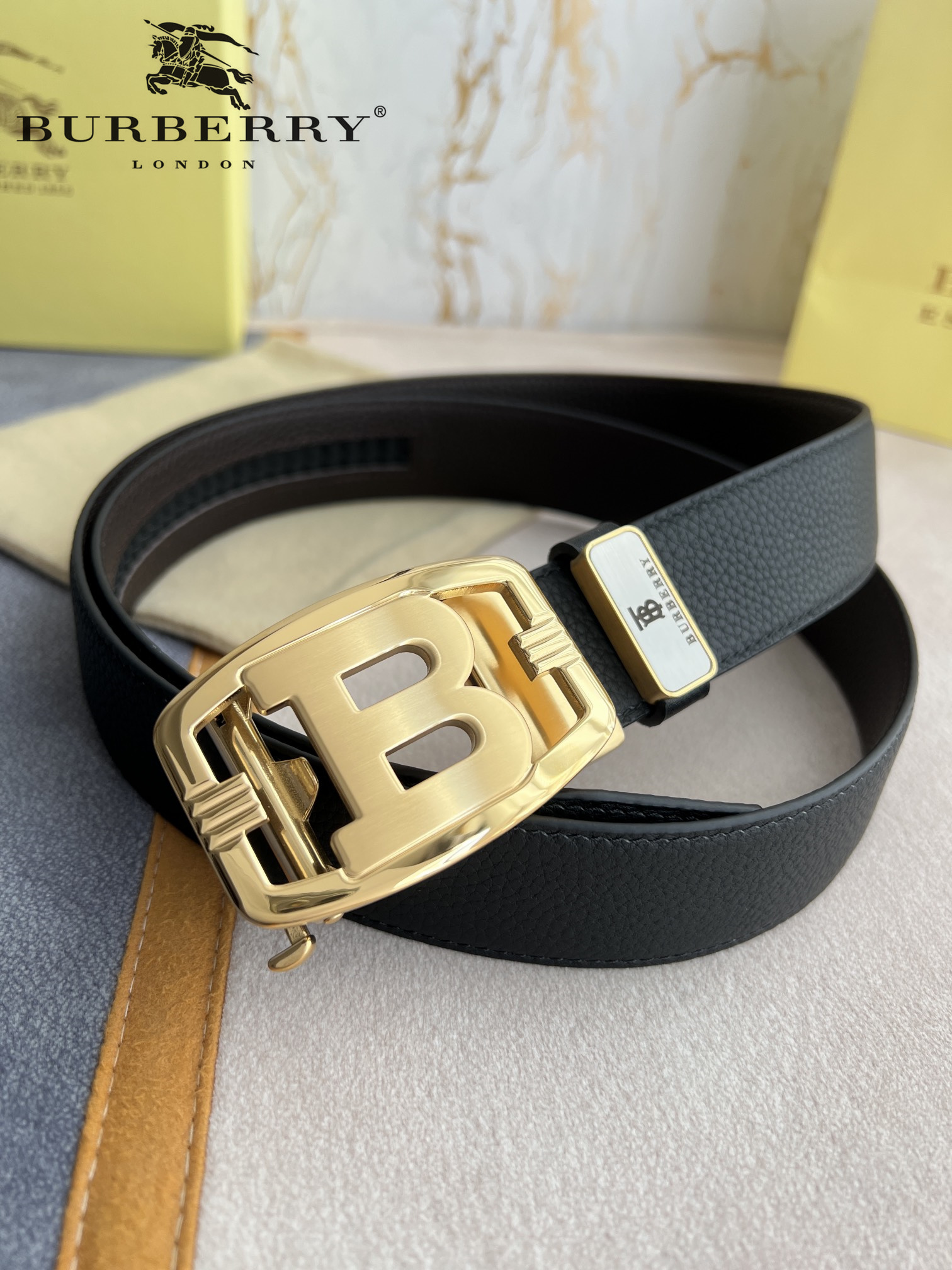 【2024】【BURBERRY】(バーバリー) 3.5cm   ベルト メンズ