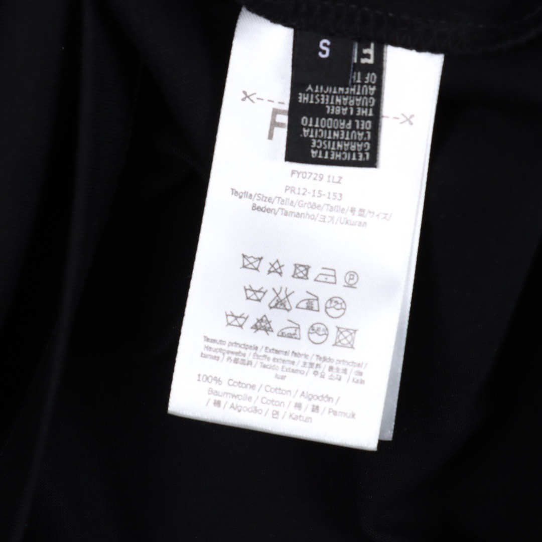 【FENDI  公式旗艦店】フェンディ   Tシャツご好評に付き再入荷！