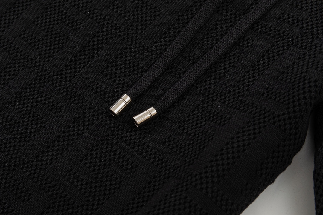 【2024】【FENDI  公式旗艦店】フェンディ   ショートパンツご好評に付き再入荷！