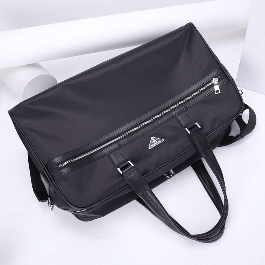 【PRADA  公式旗艦店】プラダ  旅行かばん  当日出荷 好評に付き再入荷！44*28*18CM