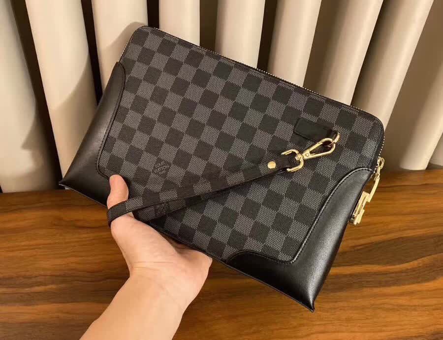 【LOUIS VUITTON  公式旗艦店】ルイヴィトン  クラッチバッグ  当日出荷 好評に付き再入荷！29*19*4CM