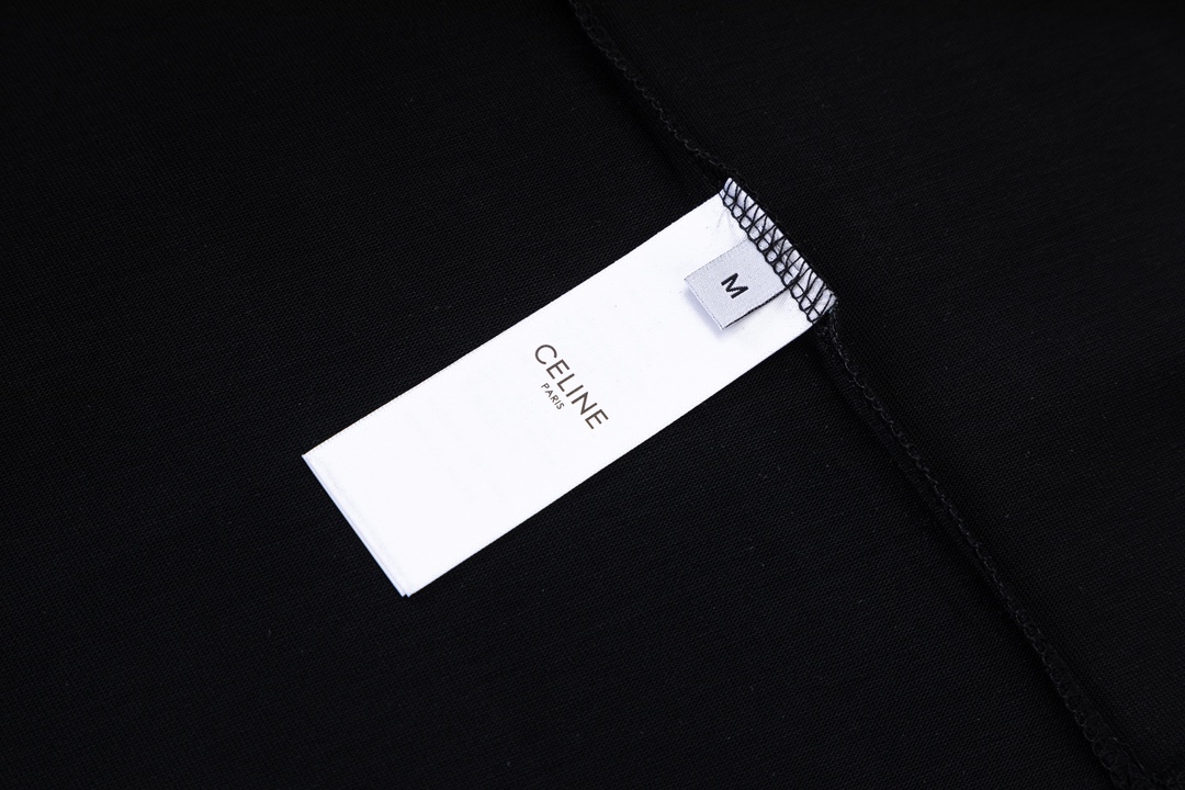 【CELINE  公式旗艦店】セリーヌ  Tシャツ ご好評に付き再入荷！