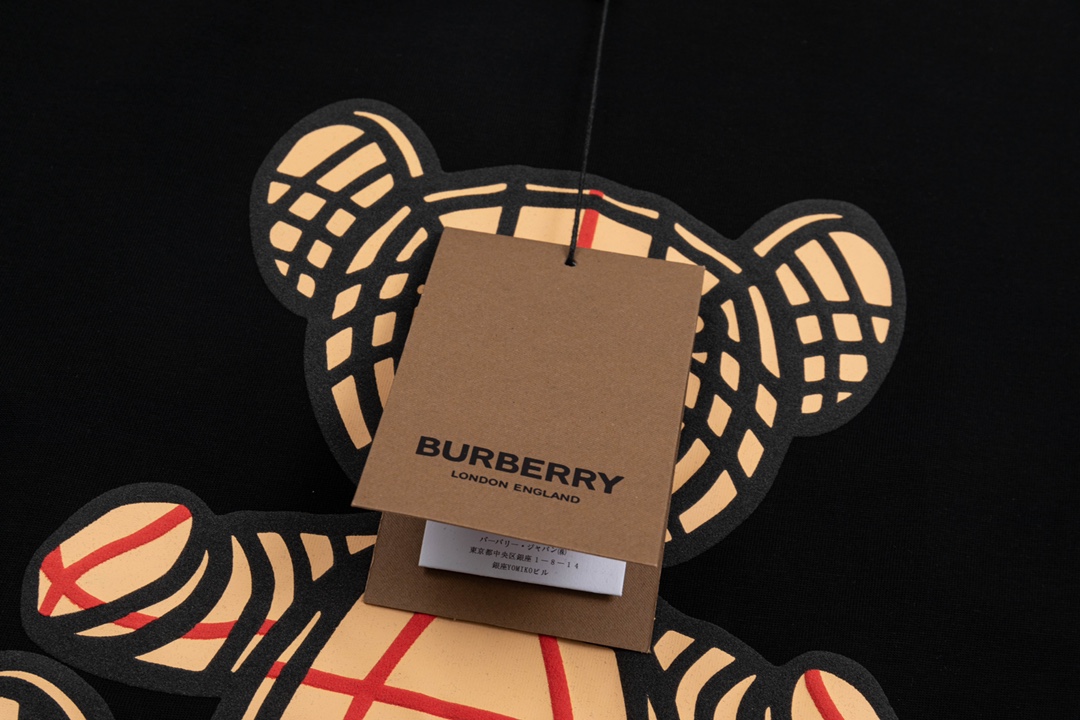 【BURBERRY  公式旗艦店】バーバリー  Tシャツ ご好評に付き再入荷！