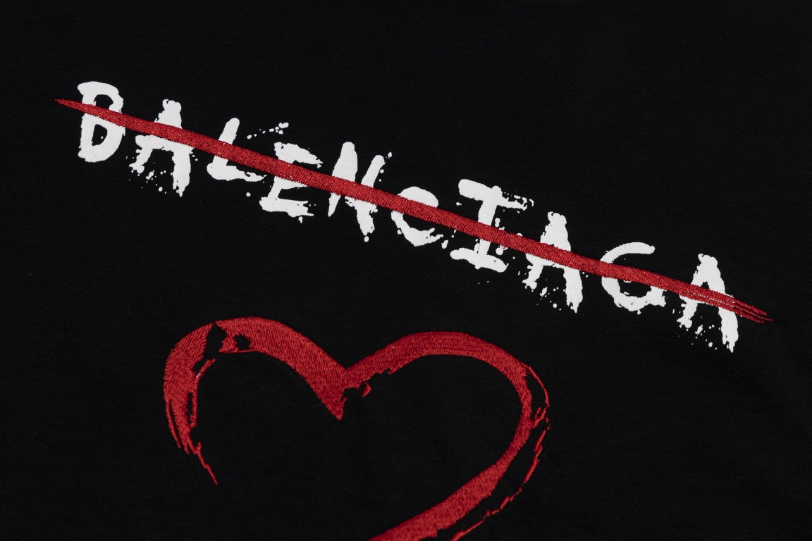 【BALENCIAGA  公式旗艦店】 バレンシアガ    Tシャツご好評に付き再入荷！