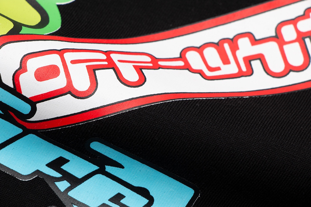 【2024】【OFF-WHITE  公式旗艦店】オフホワイト   Tシャツ  ご好評に付き再入荷！