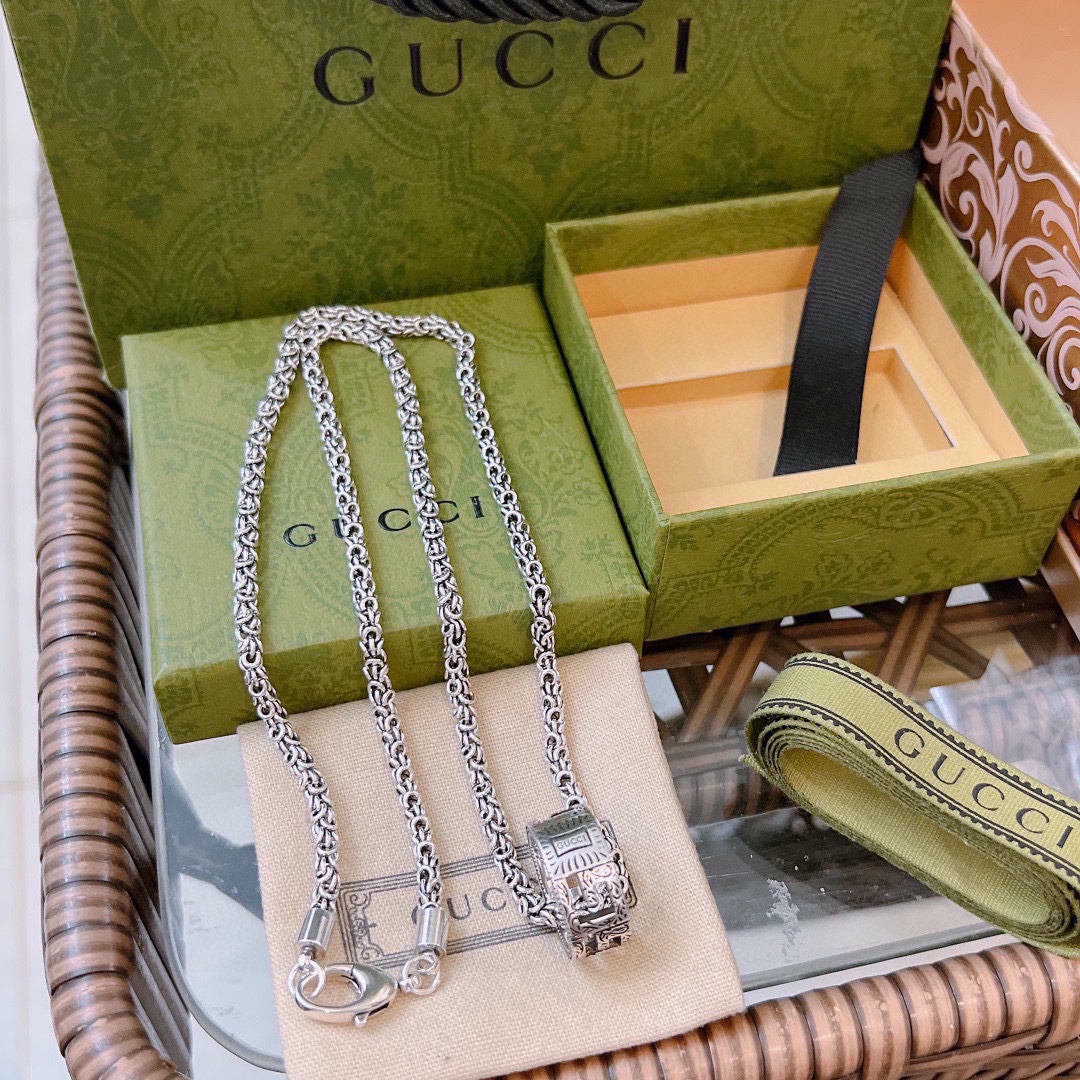 【GUCCI】ネックレス、新しいネックレス万能シンプルファッションオーナメント