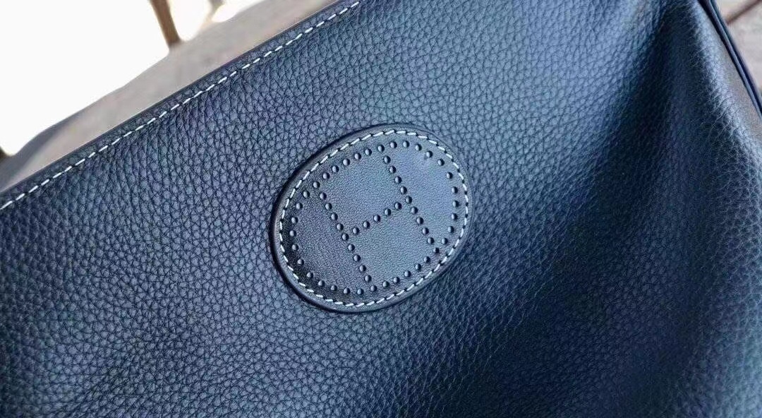 【2024】【HERMES   公式 旗艦店】エルメス  ショルダーバッグ 当日出荷 好評に付き再入荷！24*27*5.5CM