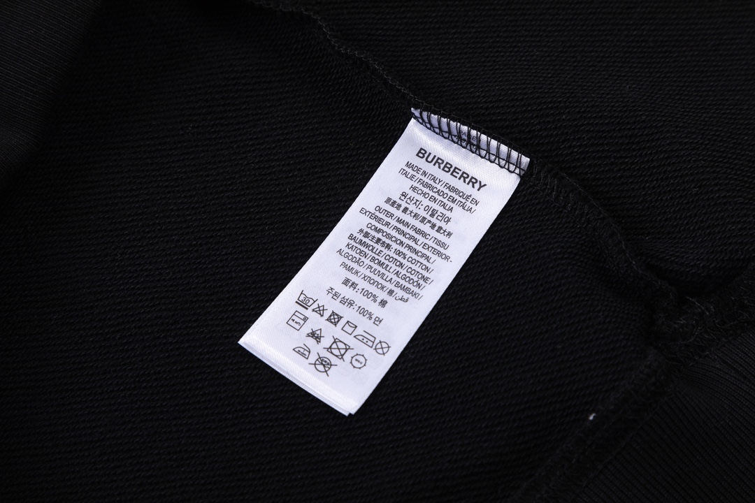 【BURBERRY  公式旗艦店】バーバリー  パーカー スウェットご好評に付き再入荷！