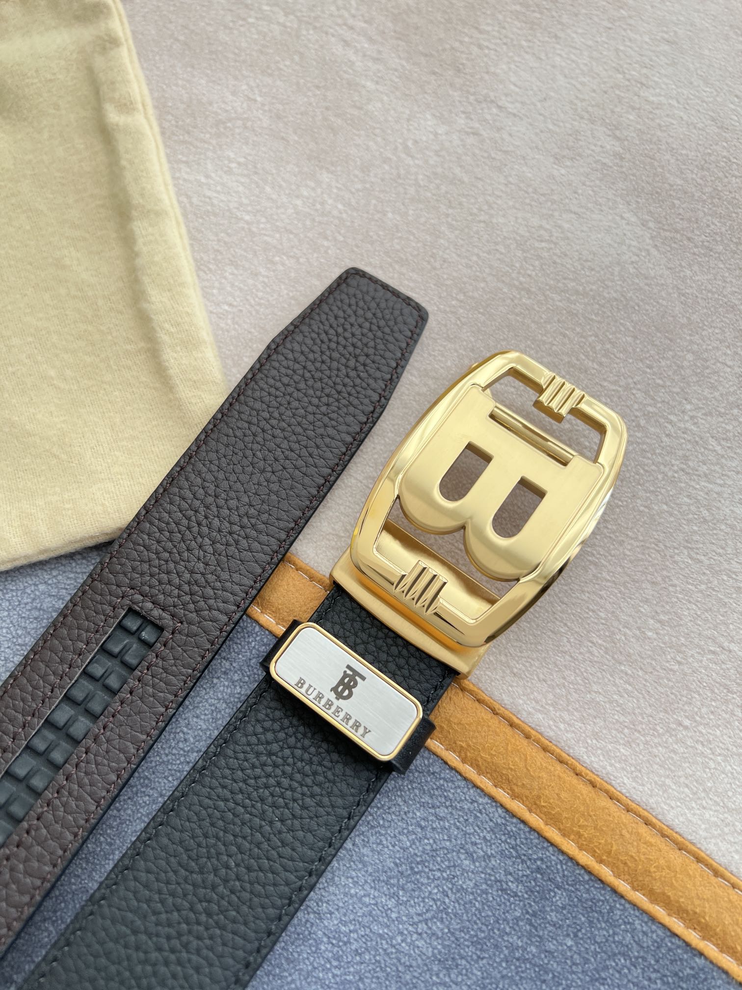 【2024】【BURBERRY】(バーバリー) 3.5cm   ベルト メンズ