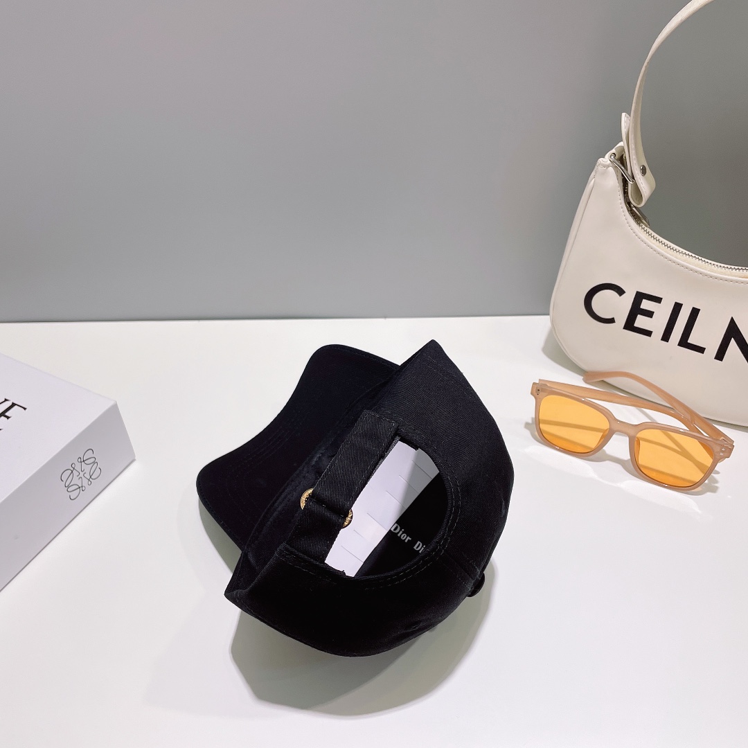 【2024】【DIOR  ディオール】【数量限定】 野球帽 / ハット