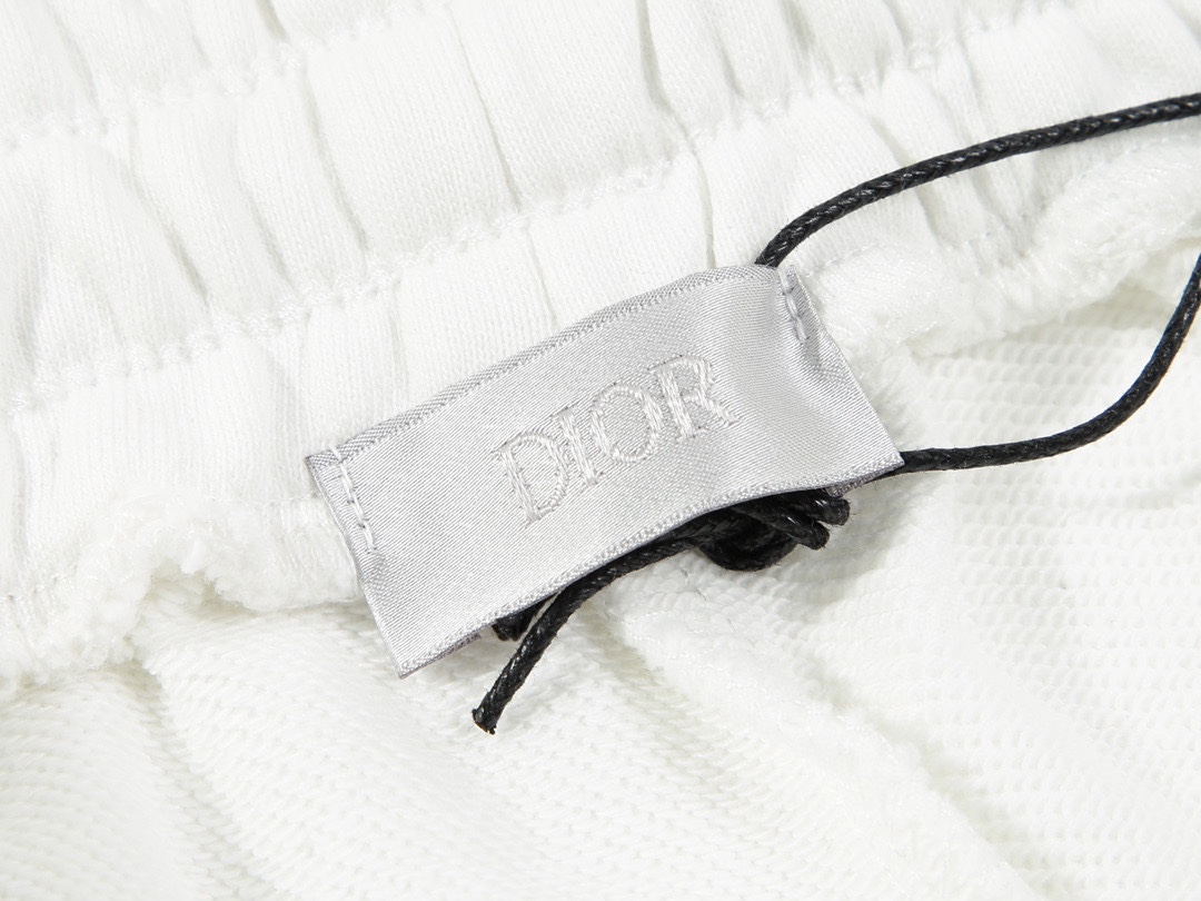 【 DIOR  公式旗艦店】 ディオール   ショートパンツ  ご好評に付き再入荷！