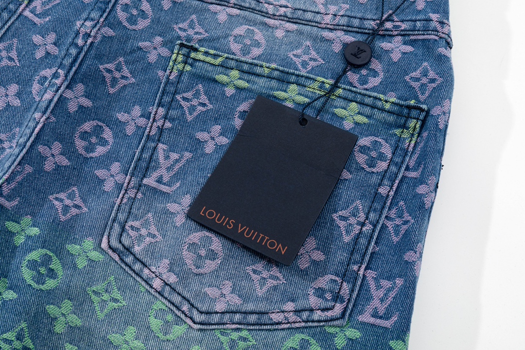 【2024】LV【LOUIS VUITTON   公式旗艦店】ルイヴィトン    ショートパンツ  ご好評に付き再入荷！
