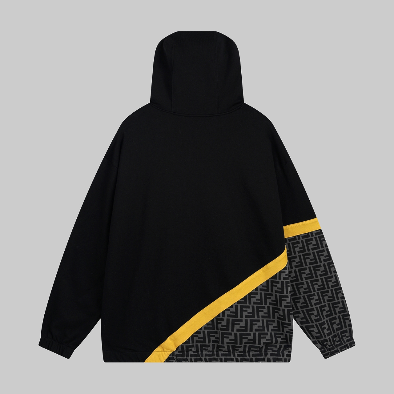 【FENDI  公式旗艦店】フェンディパーカー スウェット ご好評に付き再入荷！