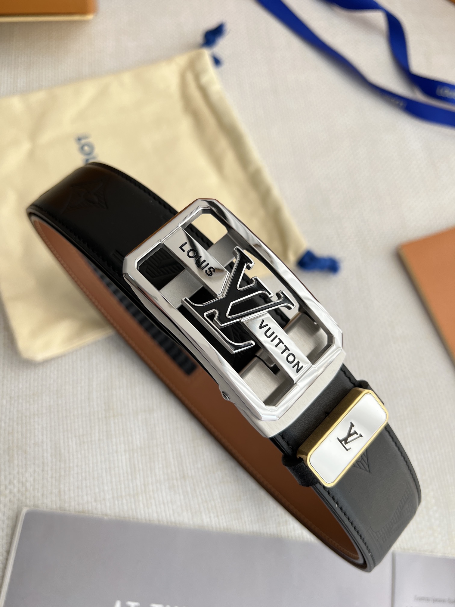 【LOUIS VUITTON】(ルイヴィトン) 3.5cm   ベルト メンズ