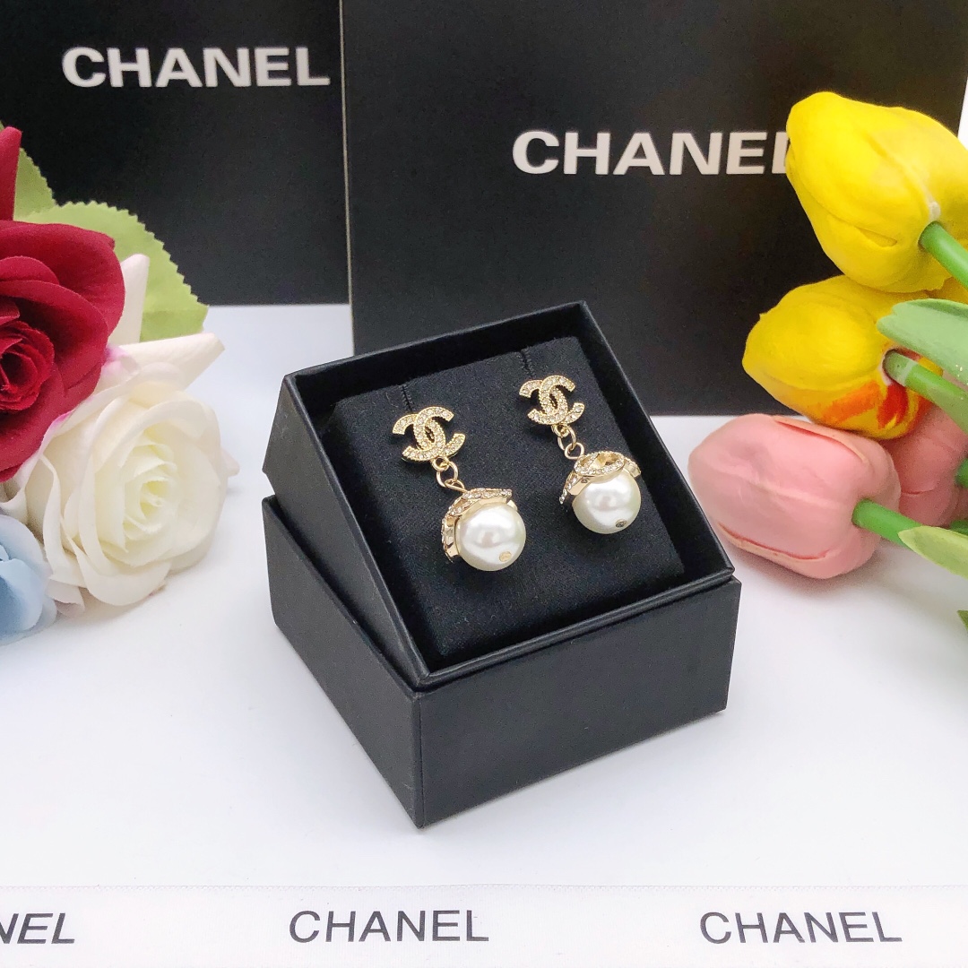 【CHANEL 】 シャネル   ファッションスタイルのイヤリング