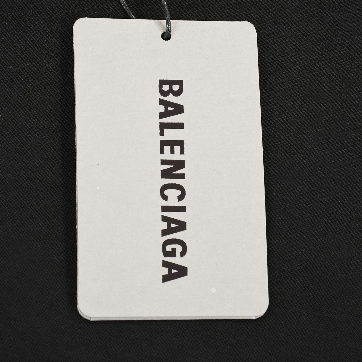 【 BALENCIAGA  公式旗艦店】バレンシアガ   Tシャツご好評に付き再入荷！
