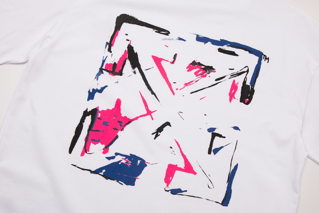 【OFF-WHITE  公式旗艦店】オフホワイト   Tシャツ  ご好評に付き再入荷！