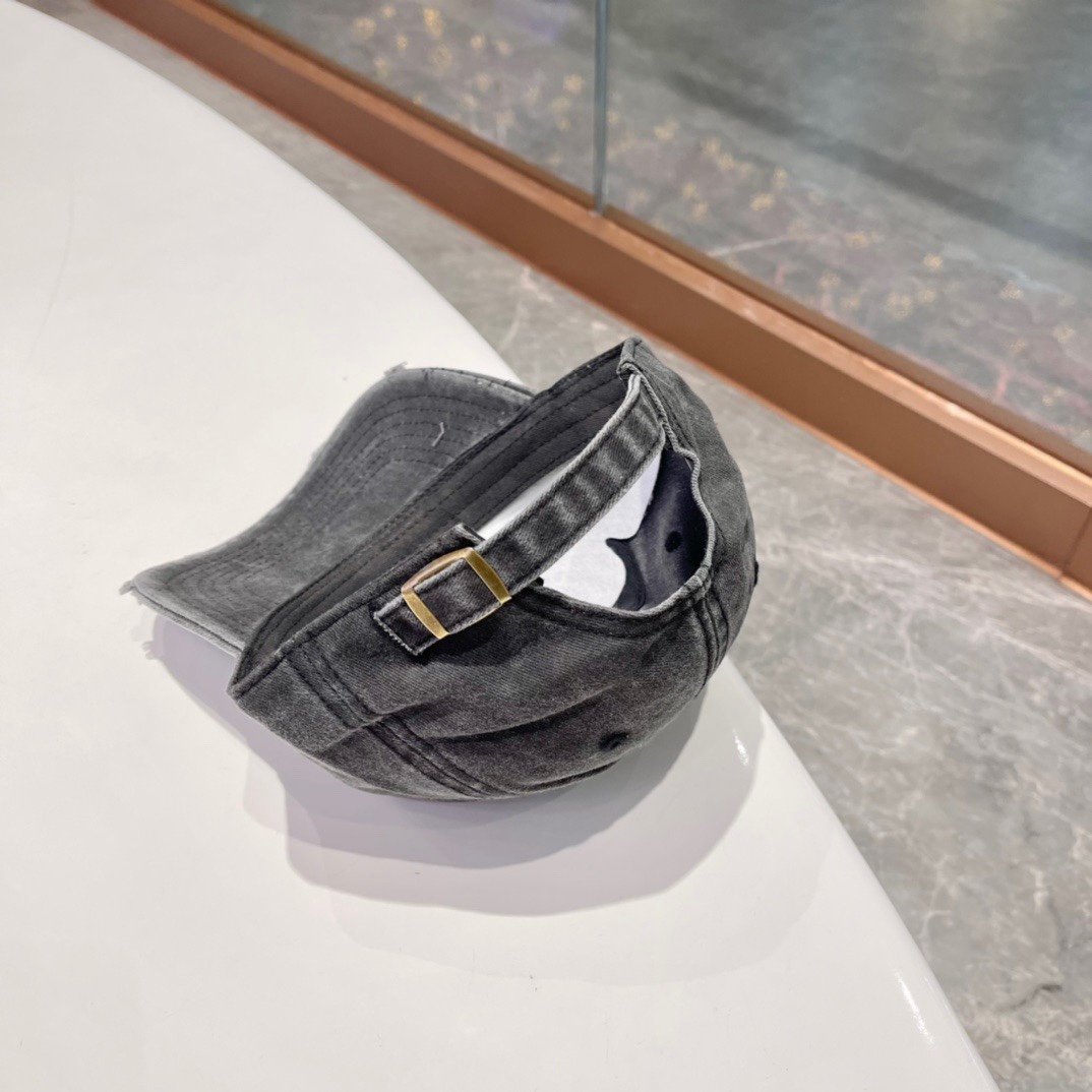 【DIOR  ディオール】【数量限定】 野球帽 / ハット