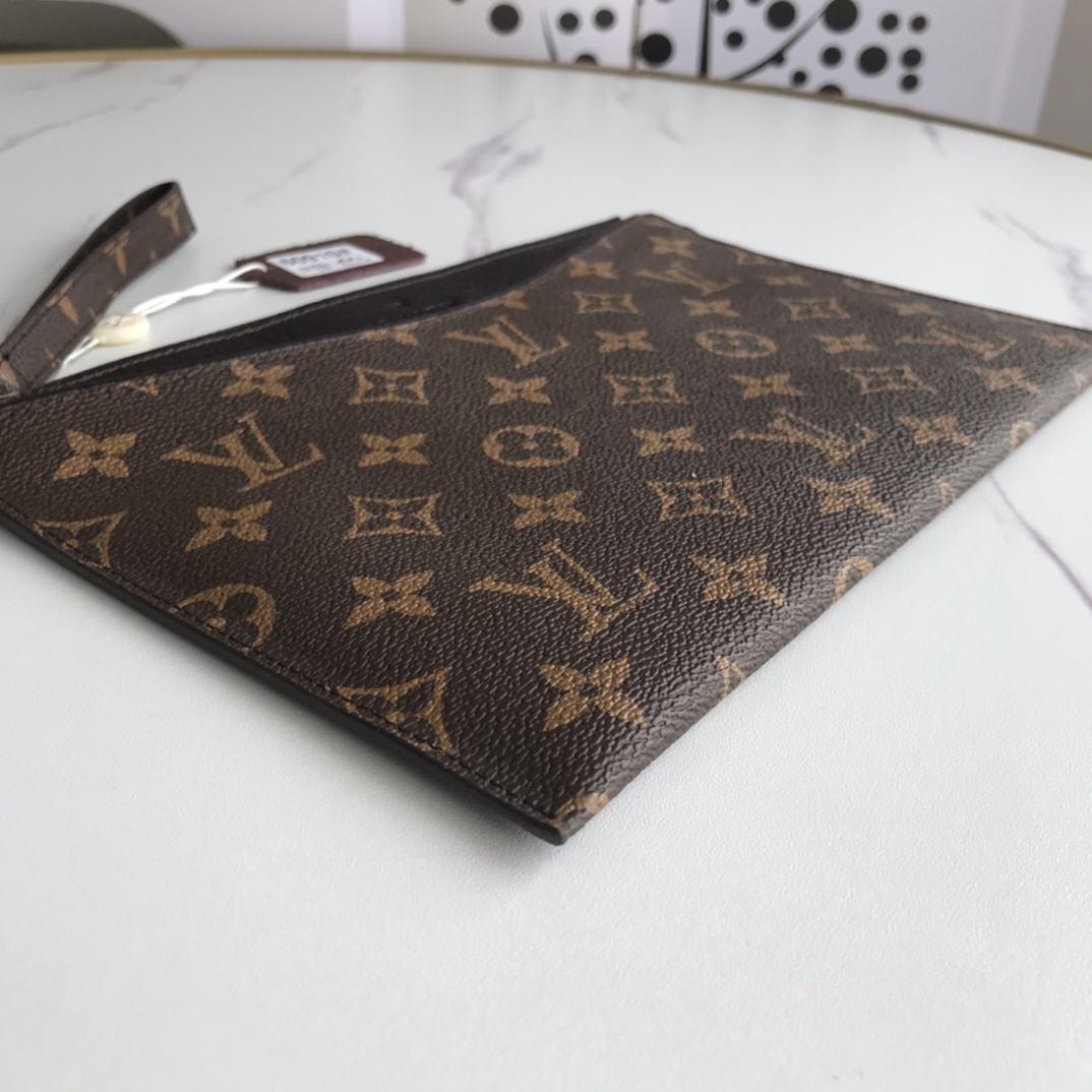 【LOUIS VUITTON公式 旗艦店】ルイヴィトン  クラッチバッグ   当日出荷 好評に付き再入荷！24*17cm