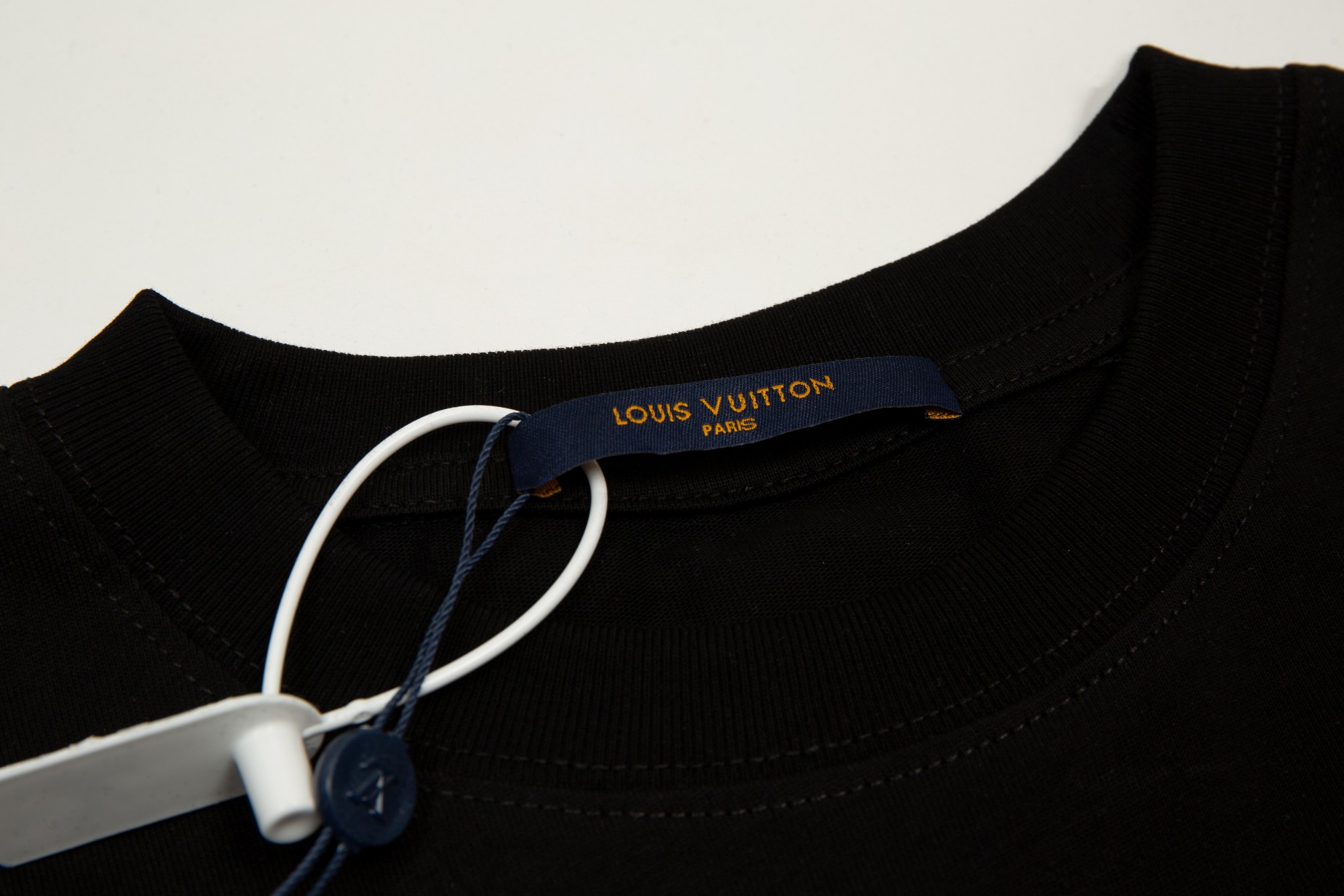 【LOUIS VUITTON  公式旗艦店】ルイヴィトン   Tシャツご好評に付き再入荷！