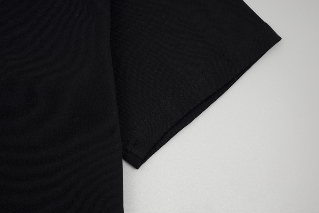 【LOUIS VUITTON  公式旗艦店】ルイヴィトン   Tシャツご好評に付き再入荷！