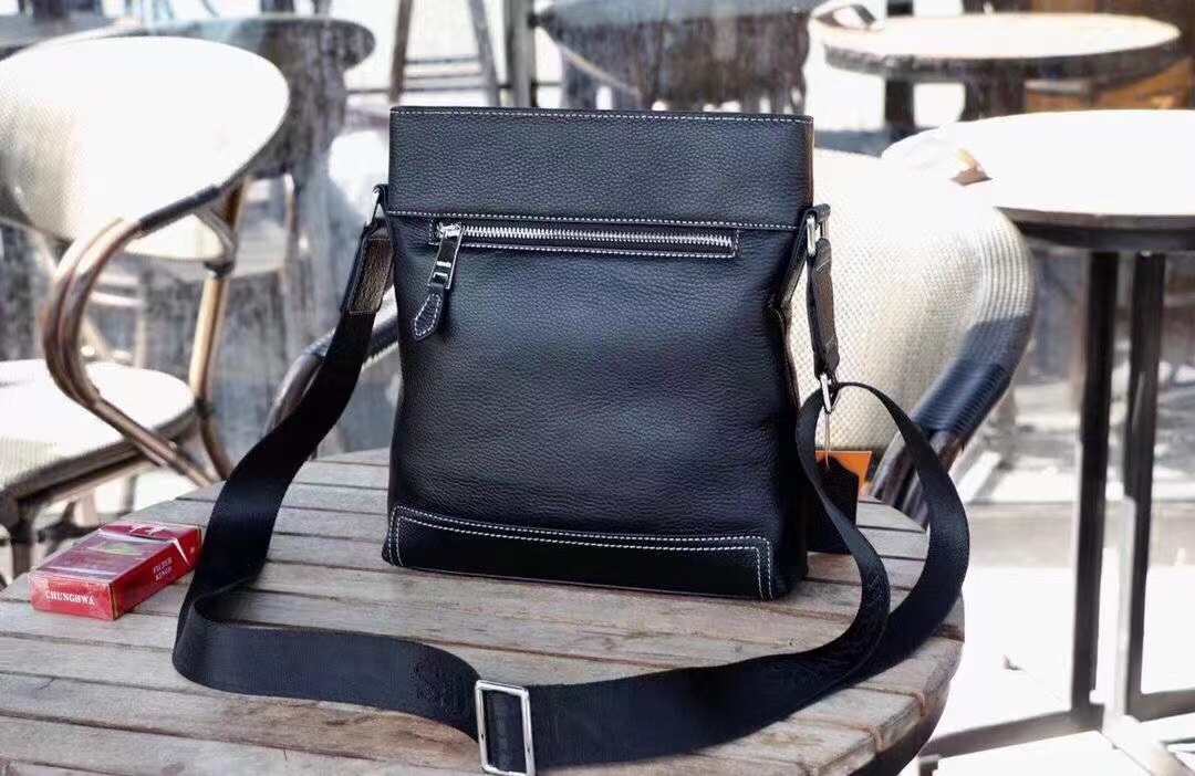 【2024】【HERMES   公式 旗艦店】エルメス  ショルダーバッグ 当日出荷 好評に付き再入荷！24*27*5.5CM