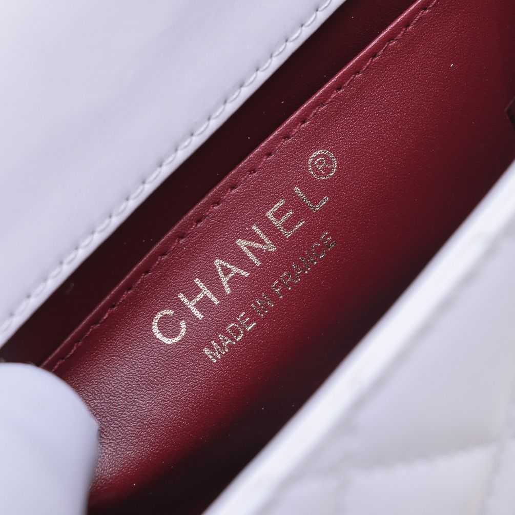 【CHANEL 公式旗艦店】シャネル   ショルダーバッグ   当日出荷 好評に付き再入荷！23*14*8CM