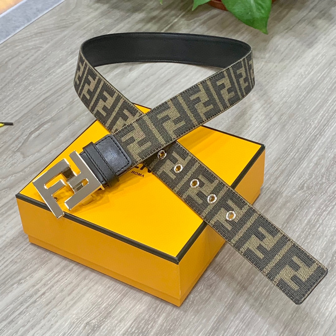 【2024】【FENDI】(フェンディ) 3.8cmベルト メンズ